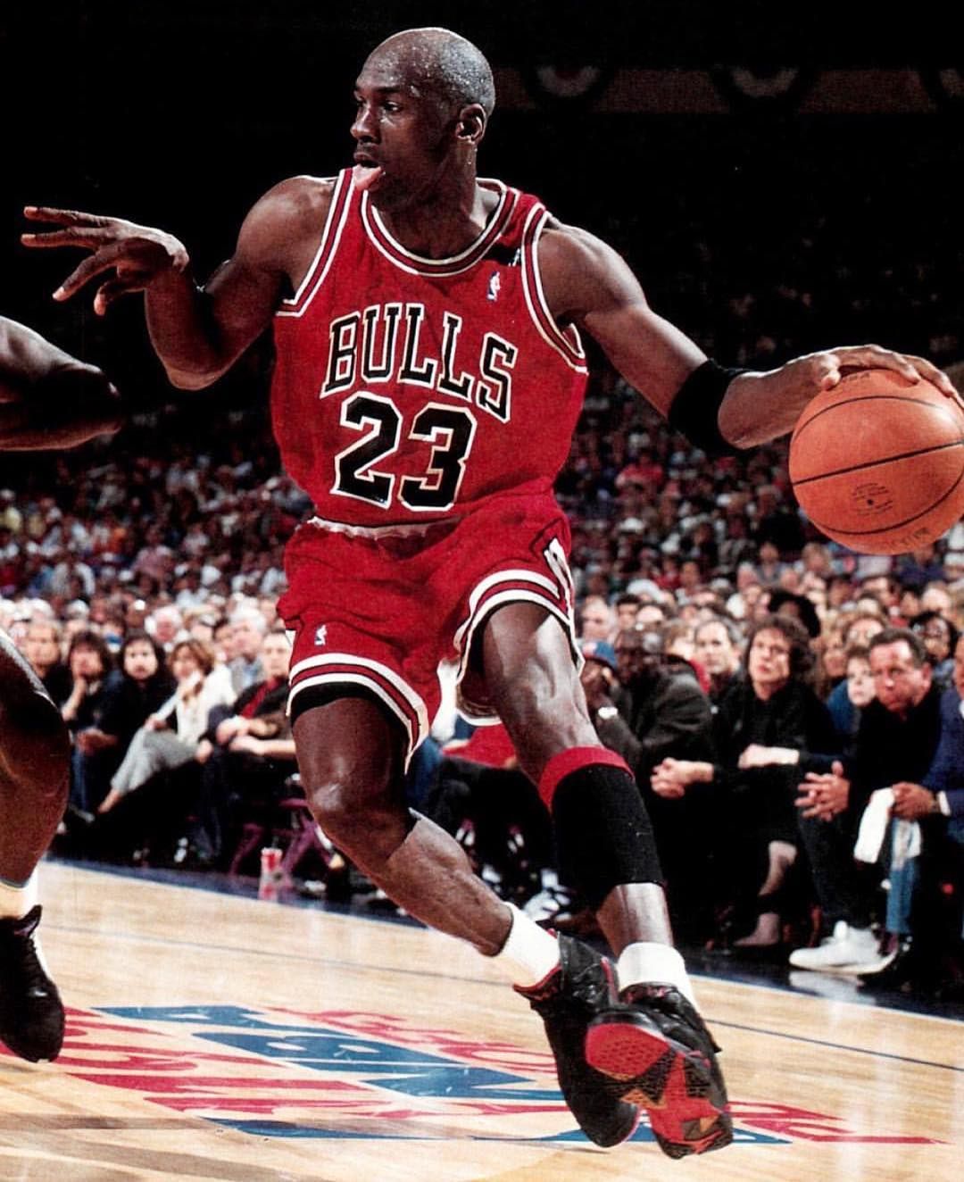 Michael Jordan in 1992. Photo credit: El Grafico