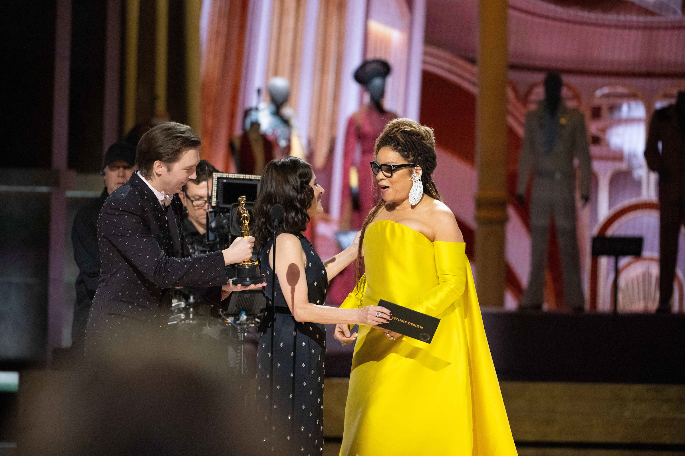 Paul Dano and Julia Louis-Dreyfus present the Oscar® for costume design to Ruth Carter during the live ABC telecast of the 95th Oscars at the Dolby® Theatre at Ovation Hollywood on Sunday, March 12, 2023. Photo credit: Blaine Ohigashi / ©A.M.P.A.S.