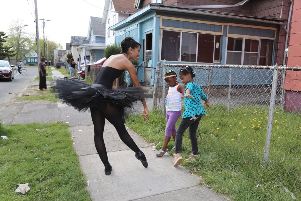 Aesha Ash, a NYC-based ballerina and founder of The Swan Dreams Project, shares her love of dance with two little girls in her native Rochester, New York. Photo credit: Thaler Photography