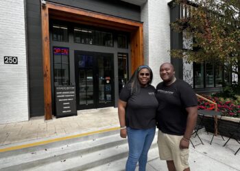 Jamie and Jilea Hemmings, husband and wife cofounders of Nourish + Bloom Market in Atlanta, have opened the first 24-hour, AI-powered, frictionless grocery store in the United States. Photo credit: Isaiah Singleton, The Atlanta Voice