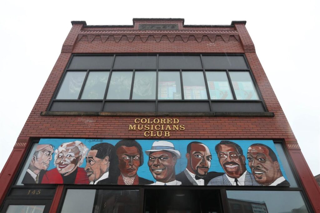 A closer view of the mural above the entrance of the Colored Musicians Club & Jazz Museum in Buffalo. Photo credit: Melanie Eversley, Black News & Views