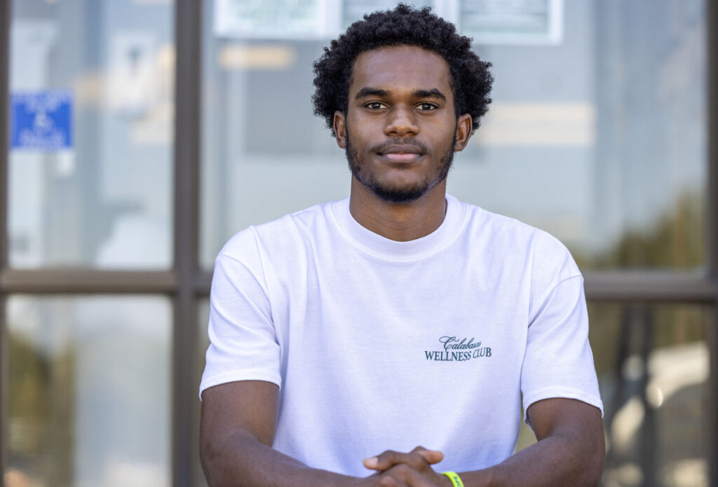 Mtume Mathews, a Delta State University junior, poses for a portrait on the campus in Cleveland, Mississippi, on Wednesday, Oct. 1, 2025. Photo credit: Eric Shelton, Mississippi Today